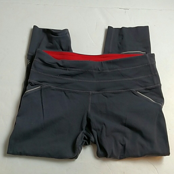Athleta Gray and salmon Capris - Picture 1 of 6
